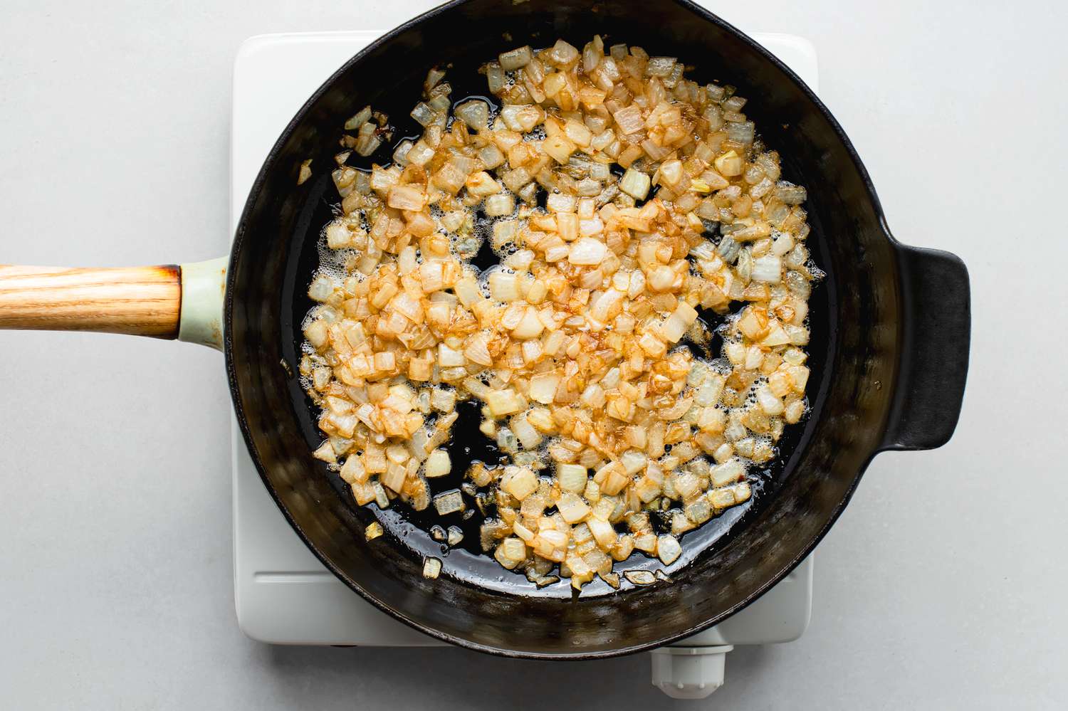 onions in a frying pan 