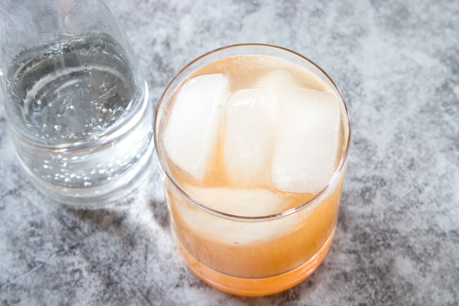 Mixing Spiked Apple Cider Cocktail