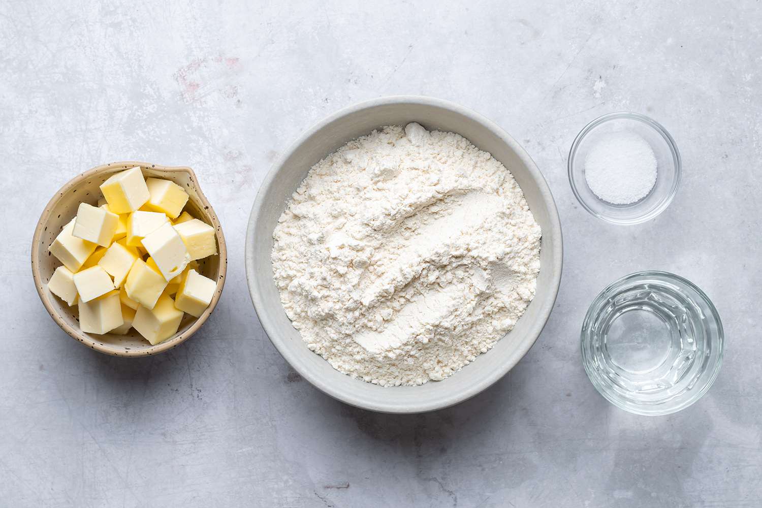 ingredients to make pie crust