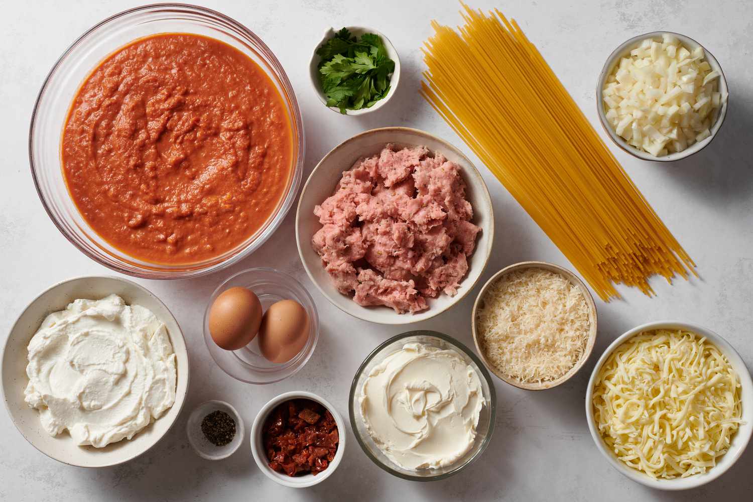 Ingredients to make million dollar spaghetti