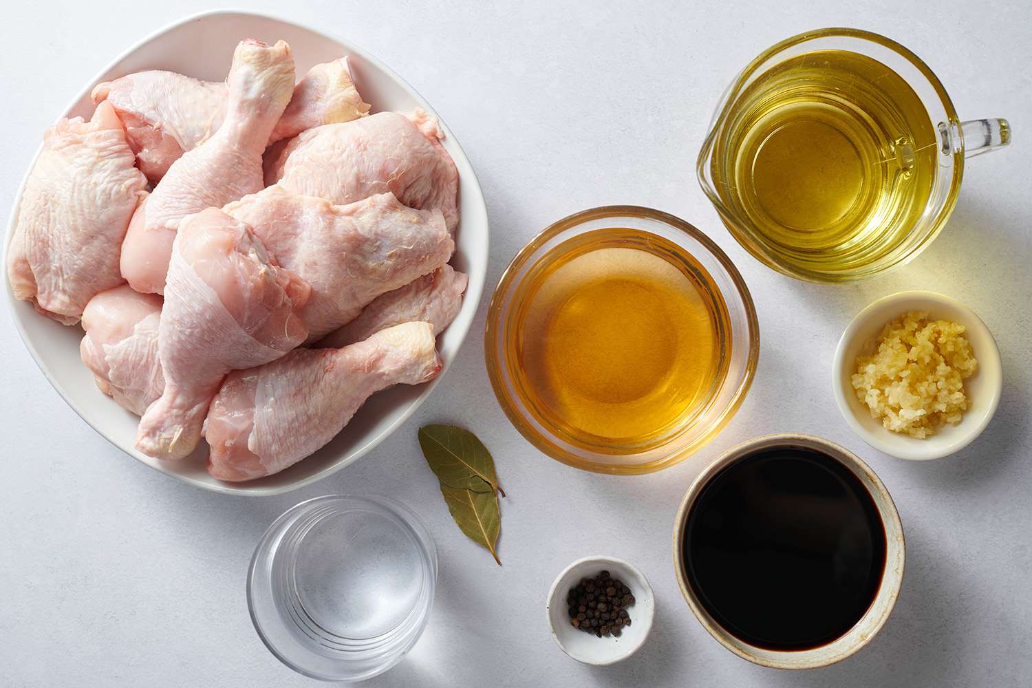 ingredients to make chicken adobo