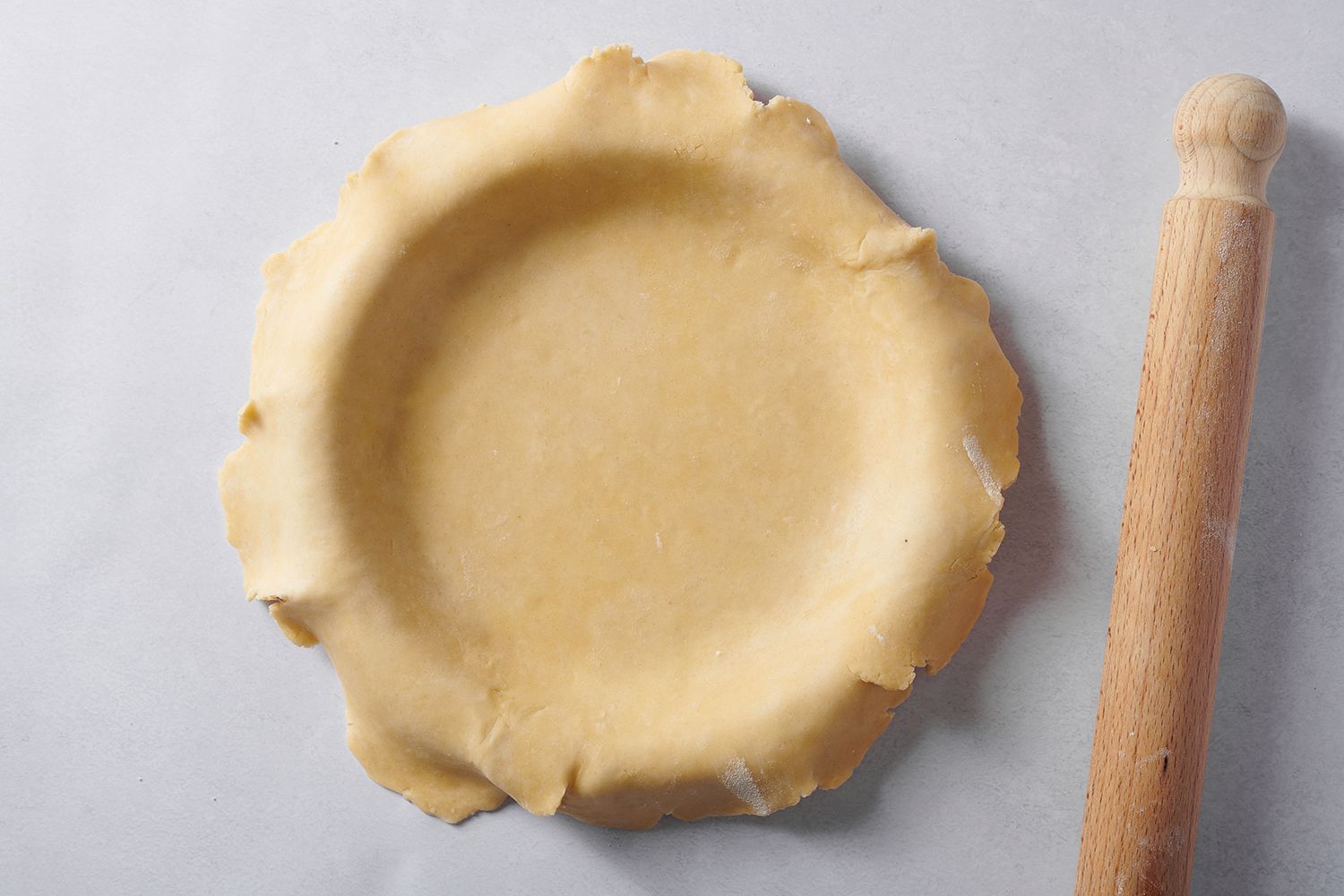 honey pie crust in a pie pan