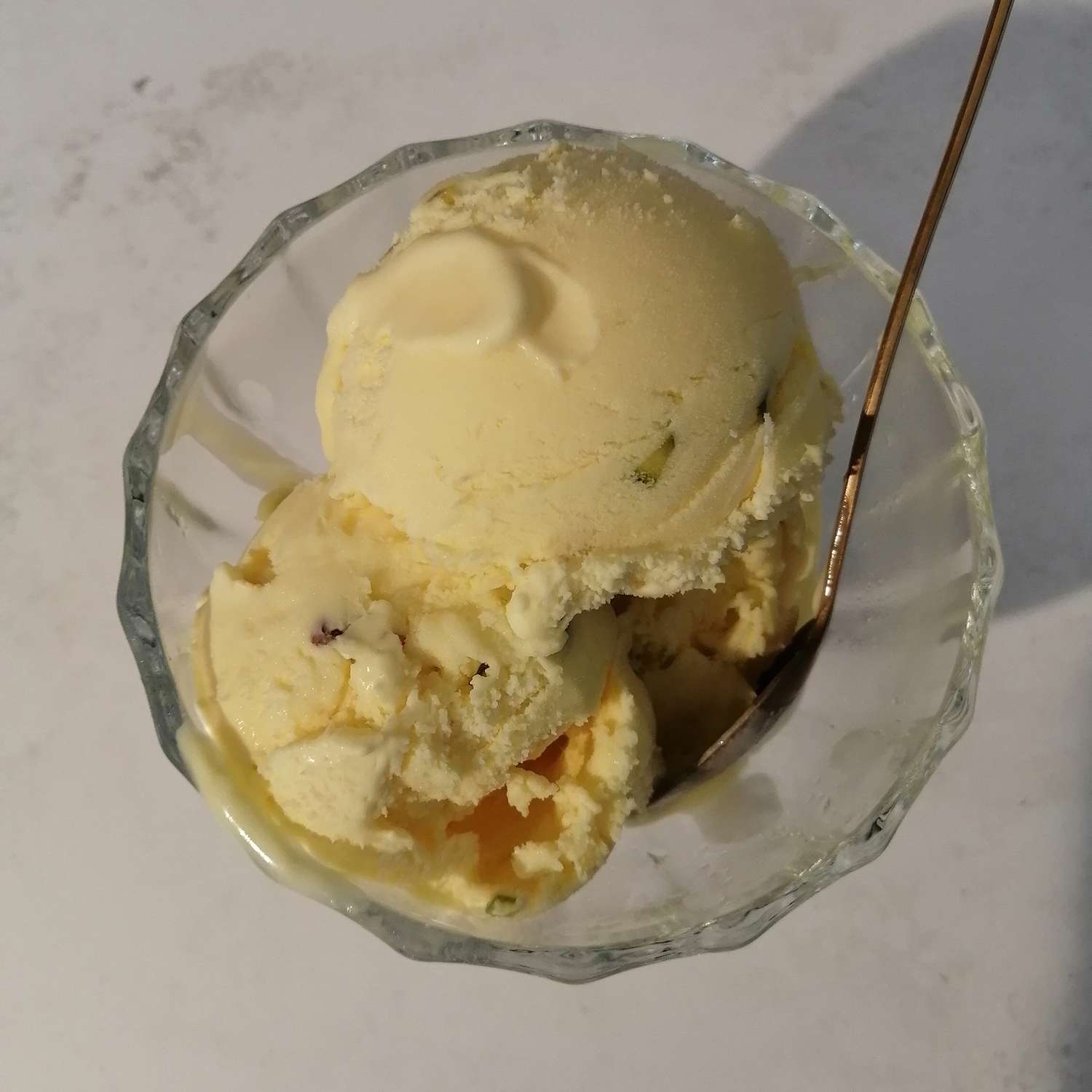 bastani sonati ice cream in a bowl