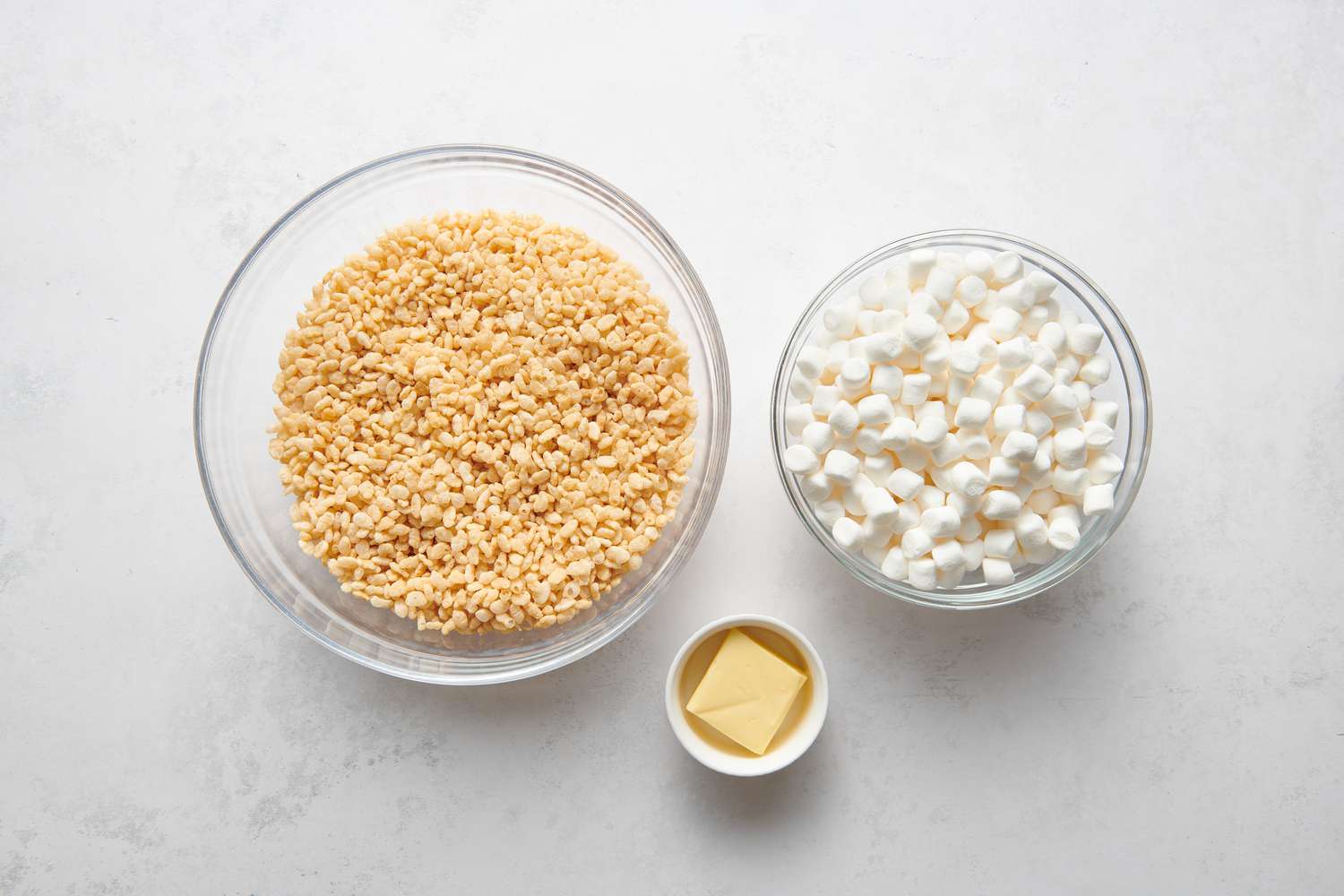 Ingredients to make rice crispy treats