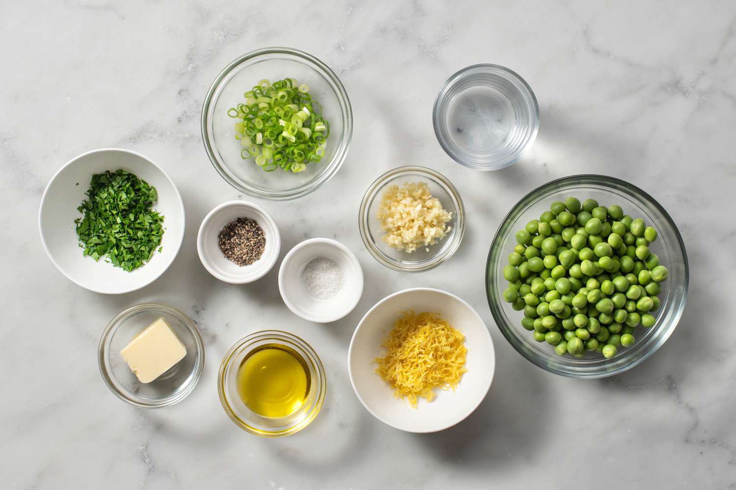 Ingredients to make cooked peas
