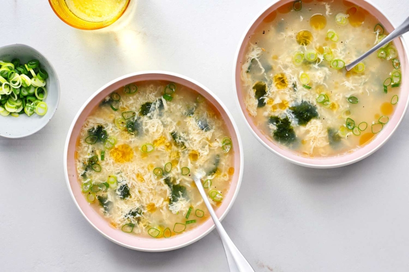 Seaweed Egg Drop Soup