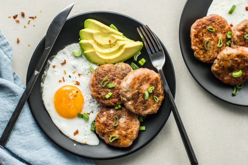 14 Delicious Paleo Breakfast Recipes (That Aren’t All Eggs)