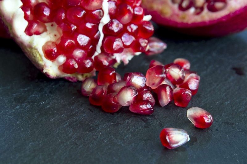 How to Use Pomegranates