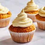 Keto Vanilla Cupcakes