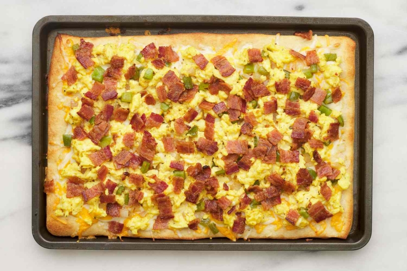 Breakfast Pizza