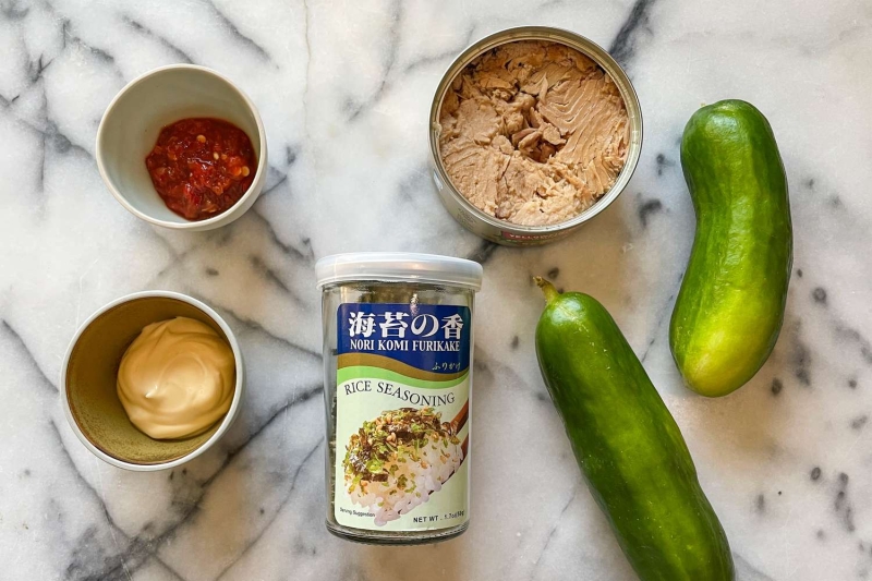 5-Ingredient Spicy Tuna Cucumbers