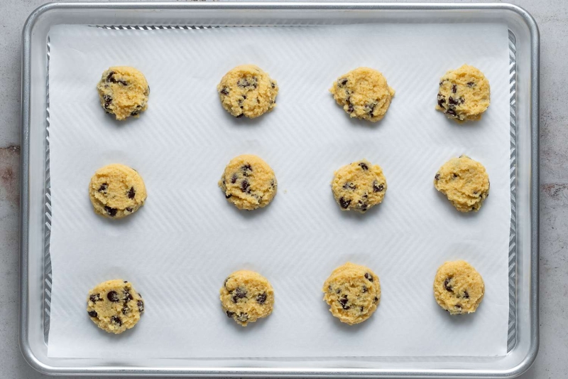 Keto Chocolate Chip Cookies Recipe