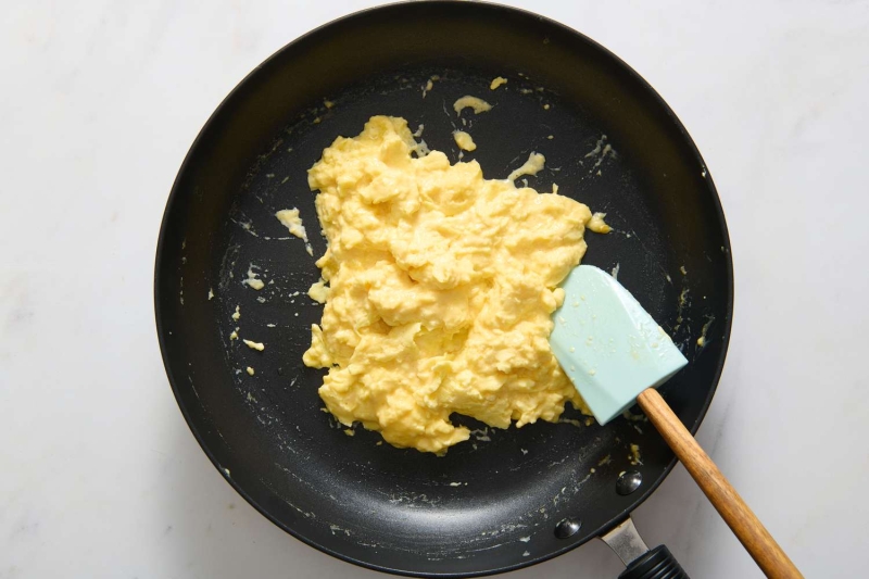 Scrambled Eggs With Cream Cheese Recipe