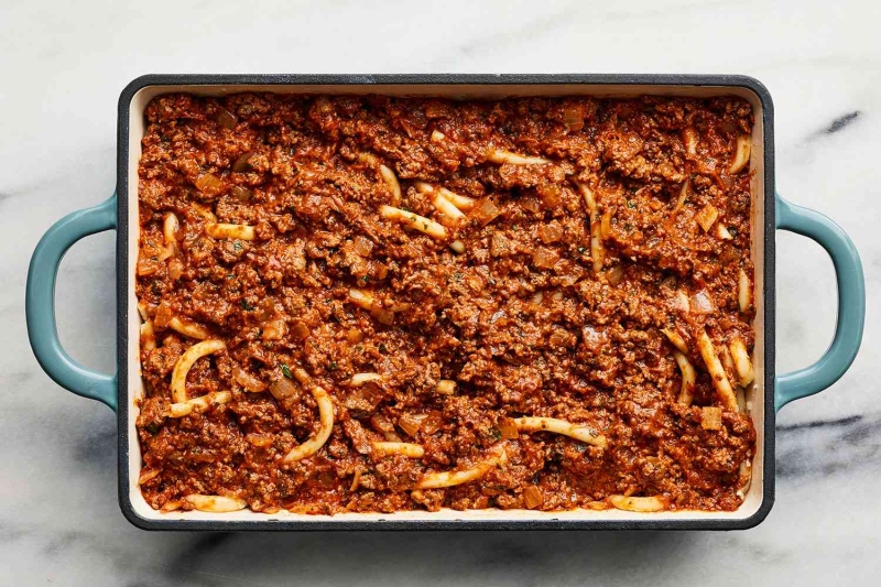 Greek Pastitsio: Baked Pasta With Meat and Béchamel